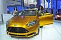 Ragazze stand Ford al Detroit Auto Show 2011